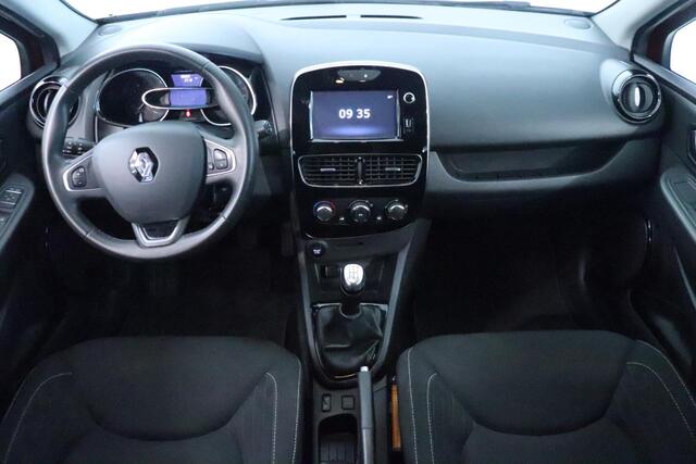 Renault CLIO Estate 0.9 TCe Limited | Airco | Parkeersensor | Cruise control | Navigatie |