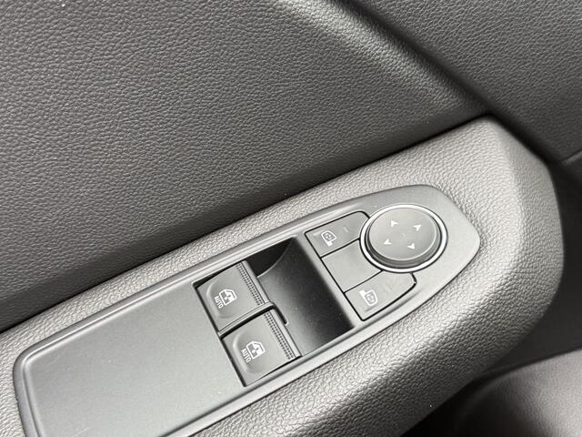 Renault CLIO 1.0 TCe Zen | NAP | Navigatie | DAB | Parkeersensoren | LED | Cruise Control | Lichtmetaal | Apple Carplay | Android Auto |