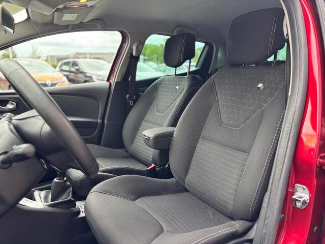 Renault CLIO TCe 90 Limited Pack Comfort Keyless Entry Climate Control