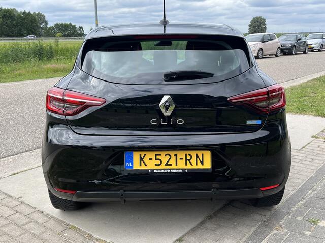 Renault CLIO 1.6 E-Tech Hybrid 140 PK Business / Camera / Parkeerhulp /