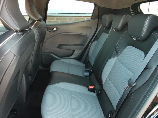 Renault CLIO 1.0 TCe 90 GPF techno, Carplay + Android Auto / Camera 360 + Sensoren / Keyless / Full LED. / 16'' LMV
