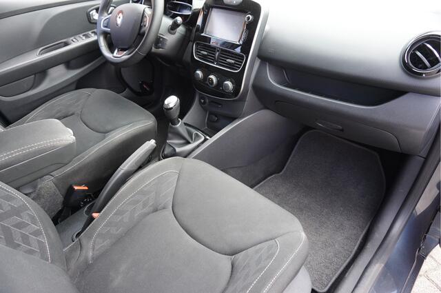 Renault CLIO 0.9 TCe Limited Trekhaak Navigatie Airco