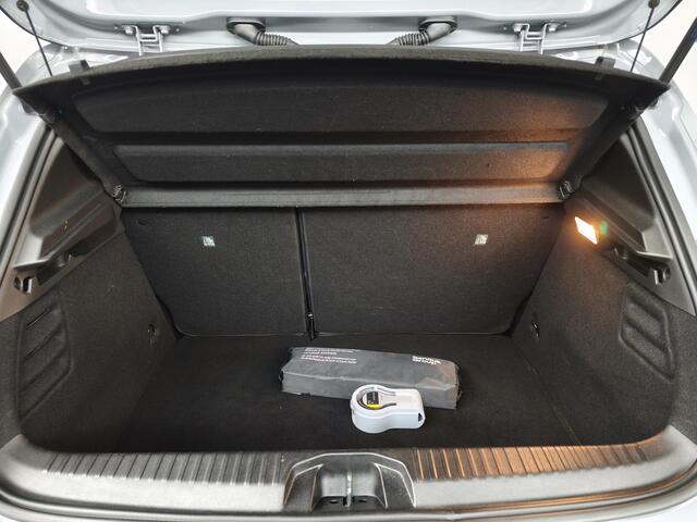 Renault CLIO 1.6 E-Tech Full Hybrid 145 Techno | Stoelverwarming | Navigatie | Climate Control | Camera |