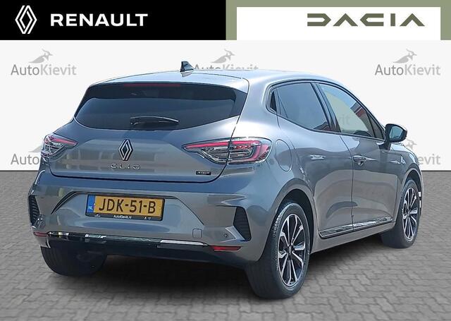 Renault CLIO 1.6 E-Tech Full Hybrid 145 techno - Demo