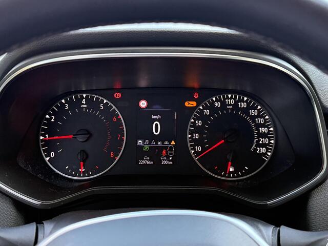 Renault CLIO 1.0 TCe Zen | NAP | 1e eigenaar | Navigatie | DAB | LED | Cruise Control | Lichtmetaal |