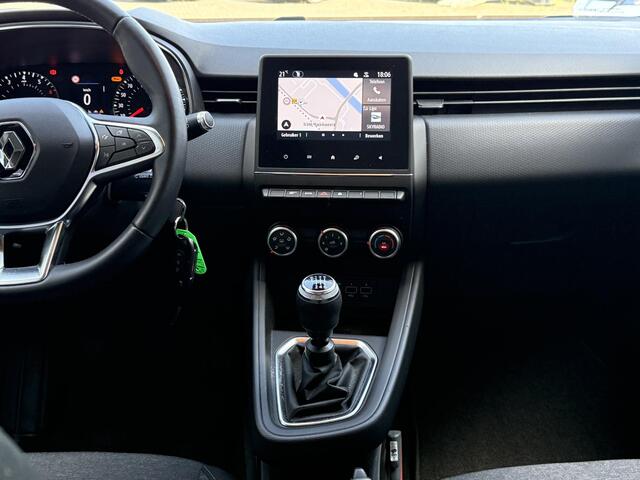 Renault CLIO 1.0 TCe Zen | NAP | 1e eigenaar | Navigatie | DAB | LED | Cruise Control | Lichtmetaal |