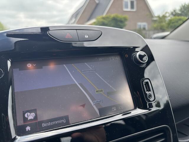 Renault CLIO 5DRS 0.9 TCe Zen Navigatie / Parkeersensors / All-Seasons