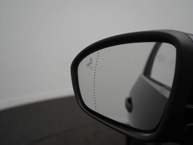 Renault CLIO 1.0 TCe 90 Techno - RIJKLAARPRIJS - All Seasonbanden - Achteruitrijcamera - adaptive cruise control - Dealeronderhouden