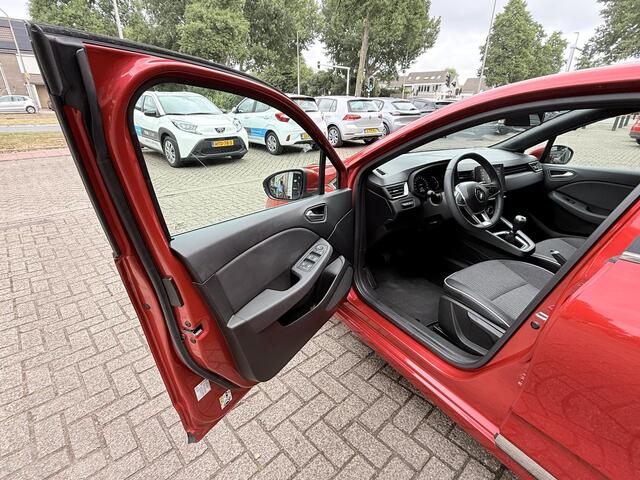 Renault CLIO 1.0 TCe Intens / Airco clima/ Navigatie/ Cruise/ Apple carplay/ PDC/ Camera/ LMV