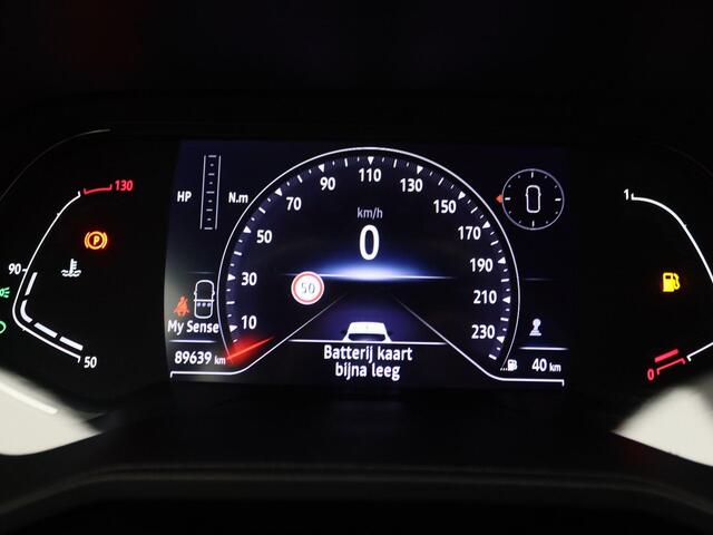 Renault CLIO TCe 90 R.S. Line | EASY LINK multimedia met groot scherm en Apple carplay & Android auto | Parkeersensoren v+a met achteruitrijcamera | Climate control | Cruise control | Sportstoelen |