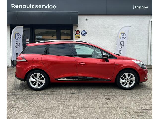 Renault CLIO Estate 1.2 TCe Intens | Bluetooth | Parkeersensoren | Navigatie | Trekhaak | Cruise control