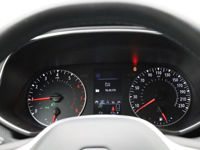 Renault CLIO 1.0 TCe Zen 90PK | Navigatie | Cruise Control | Parkeersensoren | LED-Verlichting | Apple CarPlay & Android Auto