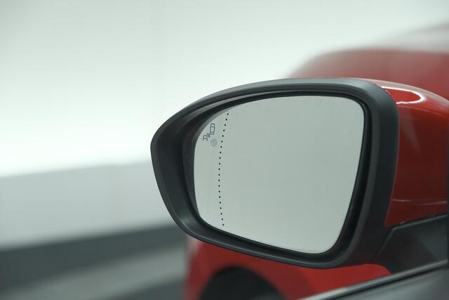 Renault CLIO TCe 100 Intens | Dodehoekdetectie | Camera | Apple Carplay | Parkeersensoren
