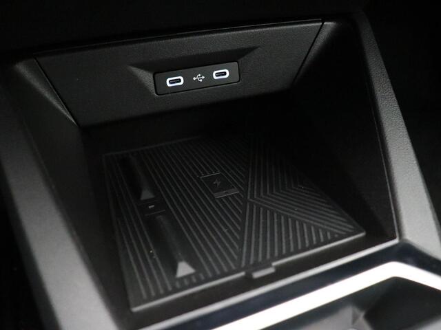 Renault CLIO Hybrid 160pk techno | Vijf jaar garantie | Pack Première | Stoelverwarming | 360 graden camera | Active driver assist |