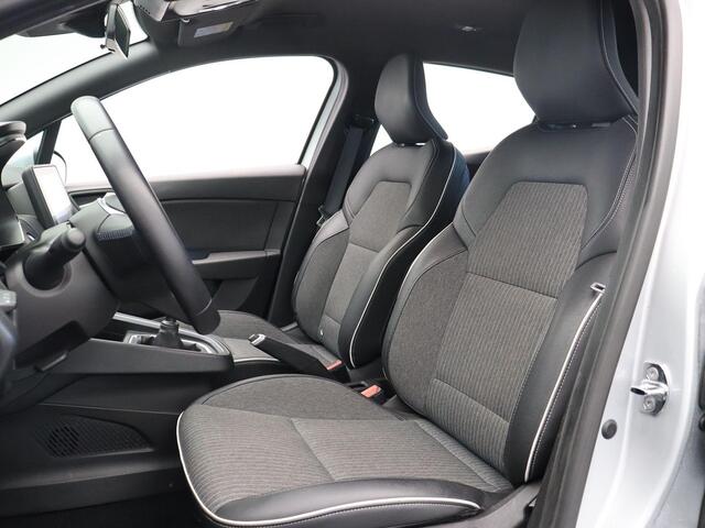 Renault CLIO TCe 90pk Intens | Climate control | Apple Carplay | Android Auto | Parkeersensoren achter |