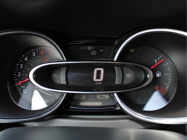 Renault CLIO Estate 0.9 TCe 90PK Limited /NAVI/PDC/Donker glas/16'LM/Keyless/LED/DAB+/Bluetooth/ISOFIX/NAP! 1e eig!