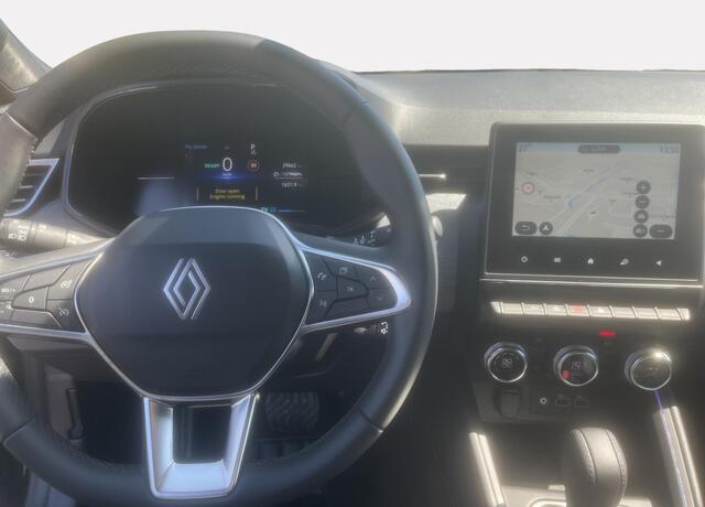 Renault CLIO 1.6 E-Tech Full Hybrid 145 techno