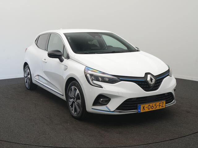Renault CLIO 1.6 E-Tech Hybrid 140 Zen - RIJKLAARPRIJS - Achteruitrijcamera - Volledig Dealeronderhouden