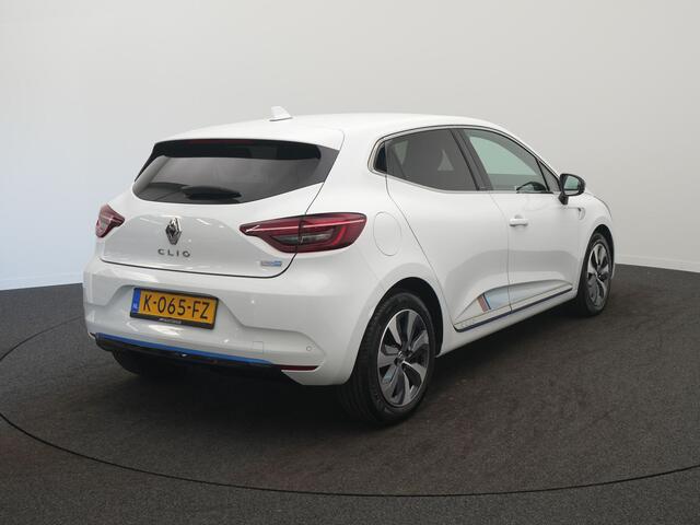 Renault CLIO 1.6 E-Tech Hybrid 140 Zen - RIJKLAARPRIJS - Achteruitrijcamera - Volledig Dealeronderhouden
