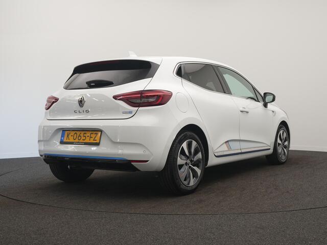 Renault CLIO 1.6 E-Tech Hybrid 140 Zen - RIJKLAARPRIJS - Achteruitrijcamera - Volledig Dealeronderhouden
