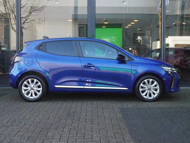 Renault CLIO TCe 90 evolution AUTOMAAT / 4.000KM / 7'' SCHERM / PACK LOOK / PDC A / LED / AIRCO / CRUISE / PRIVACY GLASS / HAAIEVIN / 16'' LMV