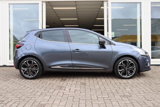 Renault CLIO 1.2 TCe Bose, Automaat, Camera A, Climate, Cruise, Dealer Onderhouden, PDC V+A, Navi, Prijs Is Rijklaar Inclusief 6 Maanden Garantie