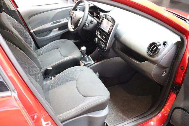 Renault CLIO TCe 90pk Limited