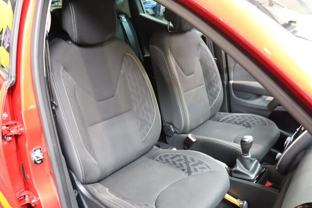 Renault CLIO TCe 90pk Limited