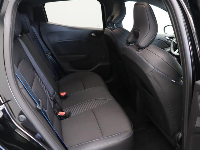 Renault CLIO 1.6 E-Tech Full Hybrid 145 esprit Alpine | Stoel-stuur verwarming | BOSE audio | Adaptieve cruise control | Achteruitrijcamera | Navigatie |