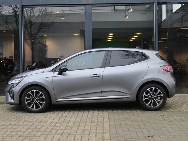 Renault CLIO TCe 90 Techno / DEMO / CAMERA / PDC A / CLIMATE / CRUISE / APPLE CARPLAY / ANDROID AUTO / PRIVACY GLASS / DAB+ / 16'' LMV