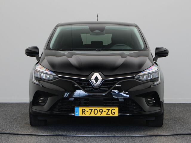 Renault CLIO E-Tech Hybrid 145pk Evolution | Lichtmetalen velgen | Getint glas | parkeersensoren | Navigatie |