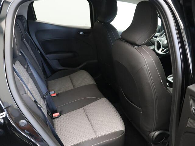 Renault CLIO E-Tech Hybrid 145pk Evolution | Lichtmetalen velgen | Getint glas | parkeersensoren | Navigatie |