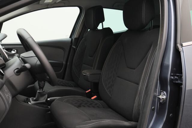 Renault CLIO 0.9 TCe Limited Keyless, Navigatie, Cruise, DAB, PDC, 16"