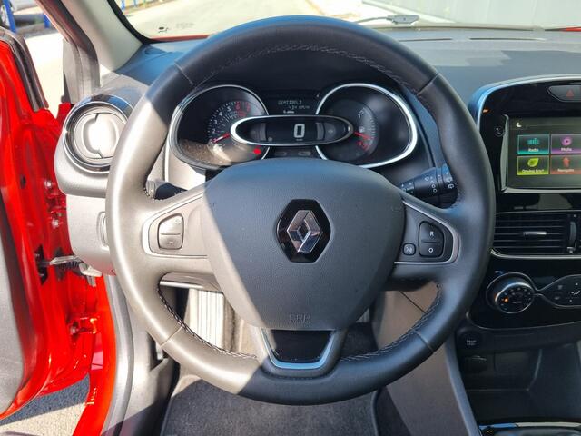 Renault CLIO Estate 0.9 TCe Limited