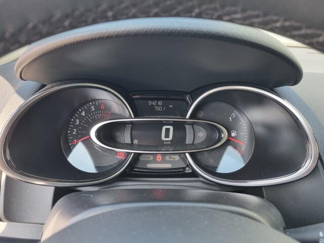 Renault CLIO Estate 0.9 TCe Limited