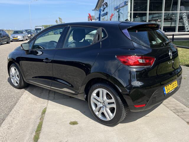 Renault CLIO 0.9 TCe Dealer onderhouden / Navigatie / Airco / Elek. Ramen V /