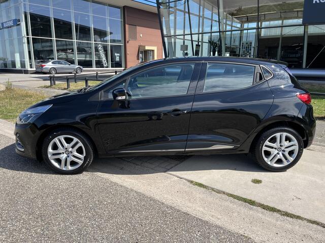Renault CLIO 0.9 TCe Dealer onderhouden / Navigatie / Airco / Elek. Ramen V /
