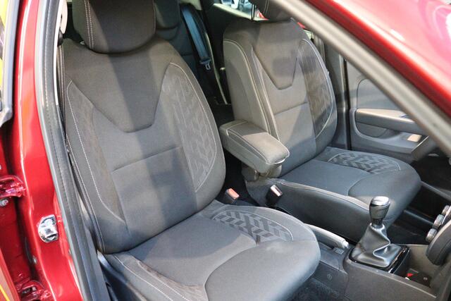 Renault CLIO TCe 90pk Limited +trekhaak
