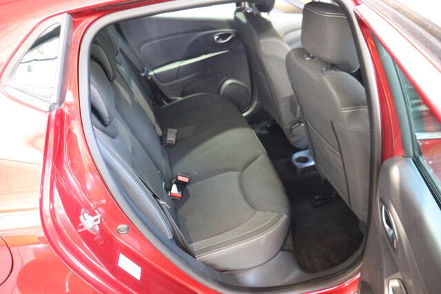 Renault CLIO TCe 90pk Limited +trekhaak