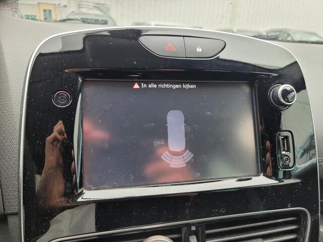 Renault CLIO 0.9 TCe Limited | Parkeerhulp | Navigatie | Airco | Cruise Control
