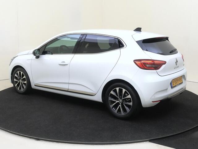 Renault CLIO 1.6 E-Tech Hybrid 145 Techno | Pack Advanced Safety | Apple Carplay/Android Auto | cruise control | electronic climate control | kunstlederen/stof bekleding | LED koplampen | lichtmetalen velgen 16" | navigatiesysteem | rijstrooksensor met correctie