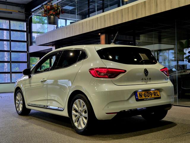 Renault CLIO 1.6 E-Tech Hybrid 140 Intens 360 camera | Android-Carplay | Half leder | Verw. stoelen-stuur | Parelmoer