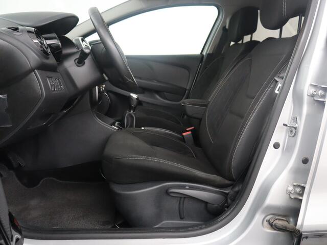 Renault CLIO 0.9 TCe Limited | Cruise control | Park assist | Bluetooth | Navigatie | DAB | Getint glas | Full LED | Lichtmetaal 16'' |