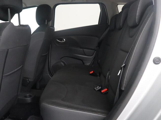 Renault CLIO 0.9 TCe Limited | Cruise control | Park assist | Bluetooth | Navigatie | DAB | Getint glas | Full LED | Lichtmetaal 16'' |