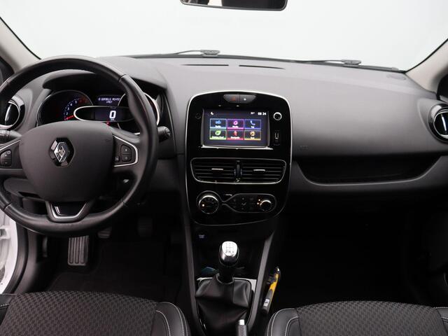 Renault CLIO TCe 90pk Intens | Uniek lage km stand | Dealer onderhouden | Climate control | Cruise control | Navigatie |