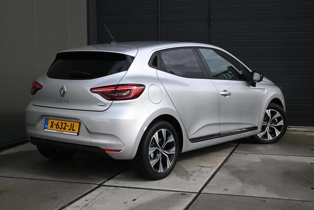 Renault CLIO E-Tech Full Hybrid 145 Evolution | NAVI | AIRCO | CRUISE CONTROL | PDC | LMV