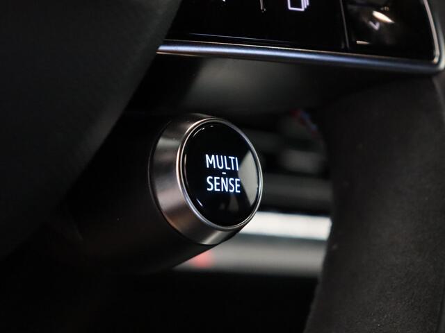 Renault CLIO Hybrid 160pk esprit Alpine | Vijf jaar garantie | Stoel- en stuurwielverwarming | 360 graden camera | Parkeersensoren rondom |