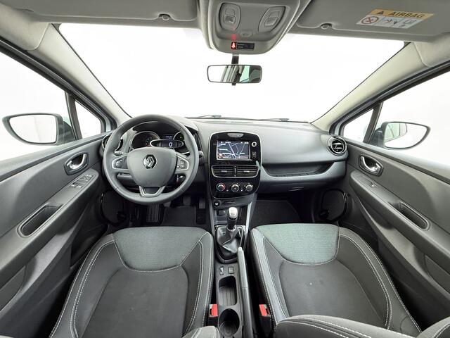 Renault CLIO 90PK TCe Trekhaak Navigatie Airco Cruise Control Bluetooth Pdc DAB Zen Lmv Isofix Led Privacy glas 1.200KG Trekgewicht 1e Eigenaar