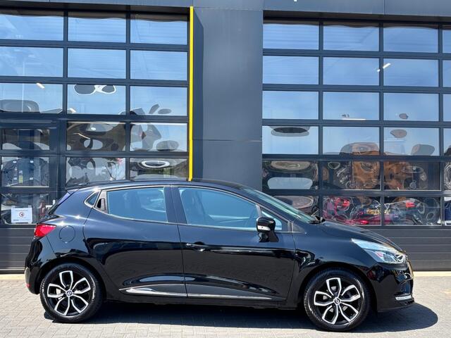 Renault CLIO TCe 90 Zen Navi Trekhaak All Season banden