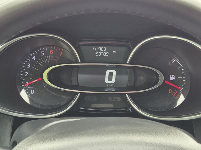 Renault CLIO 0.9 TCe Limited 5 DEURS / AIRCO / CRUISE CONTROL / 4 SEIZOENEN BANDEN / BOSE /